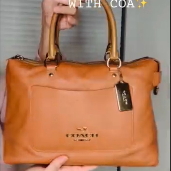 Like New Coach Emma Bag - Picture 3 of 9